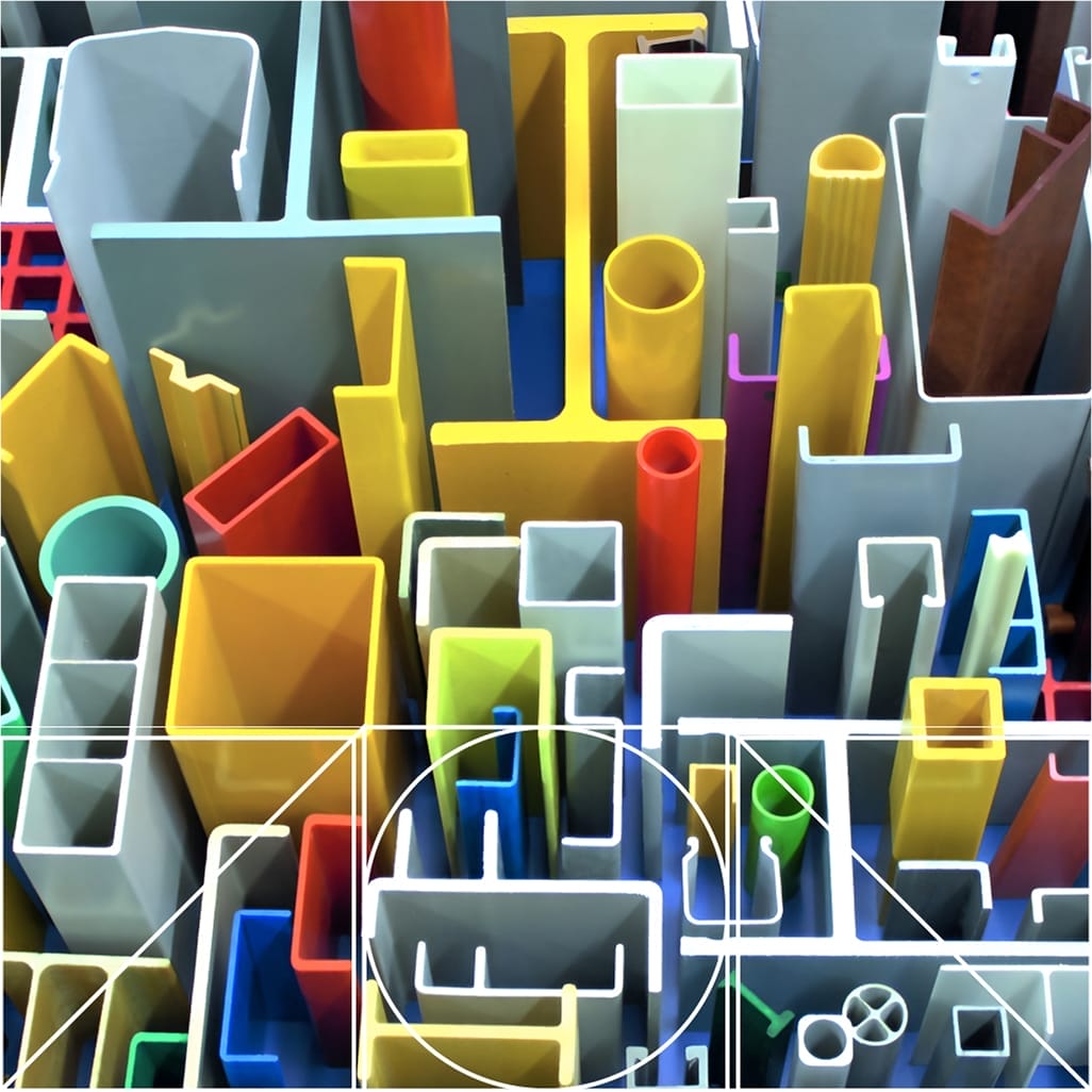 Perfis prensados em compósito